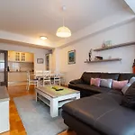 Appartement Spacious Two Bedroom