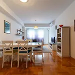 Spacious Two Bedroom * Podgorica