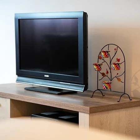 Spacious Two Bedroom بودغوريتْسا