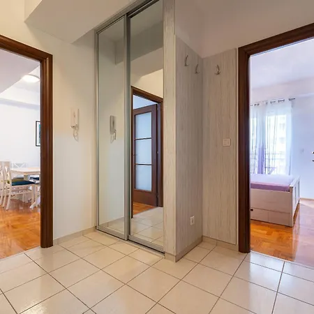 Spacious Two Bedroom *