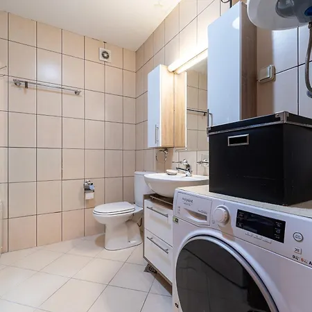 Spacious Two Bedroom Lejlighed