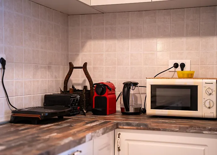 Spacious Two Bedroom Appartement *