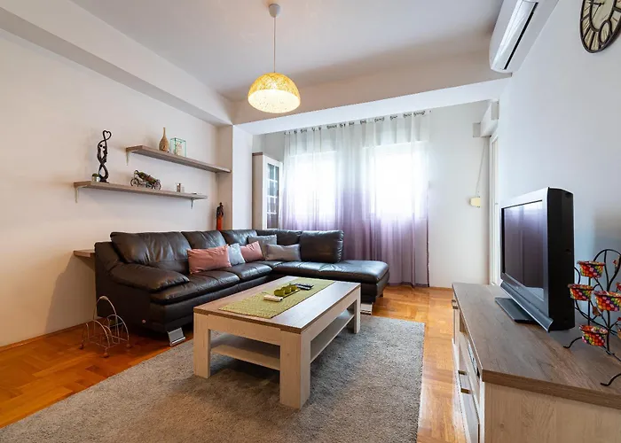 Spacious Two Bedroom Appartement