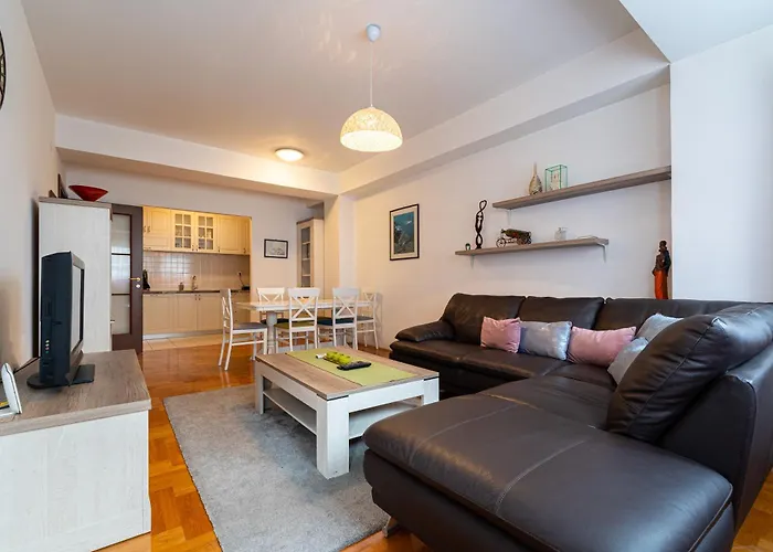 Appartement Spacious Two Bedroom