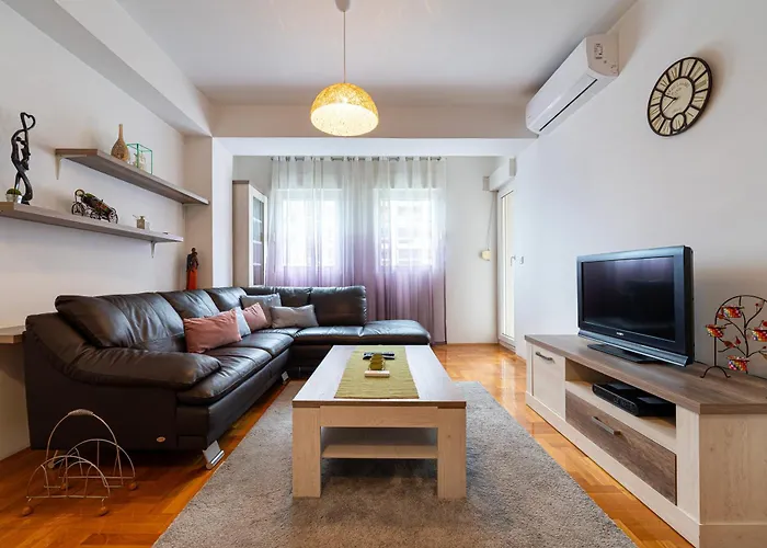 Appartement Spacious Two Bedroom